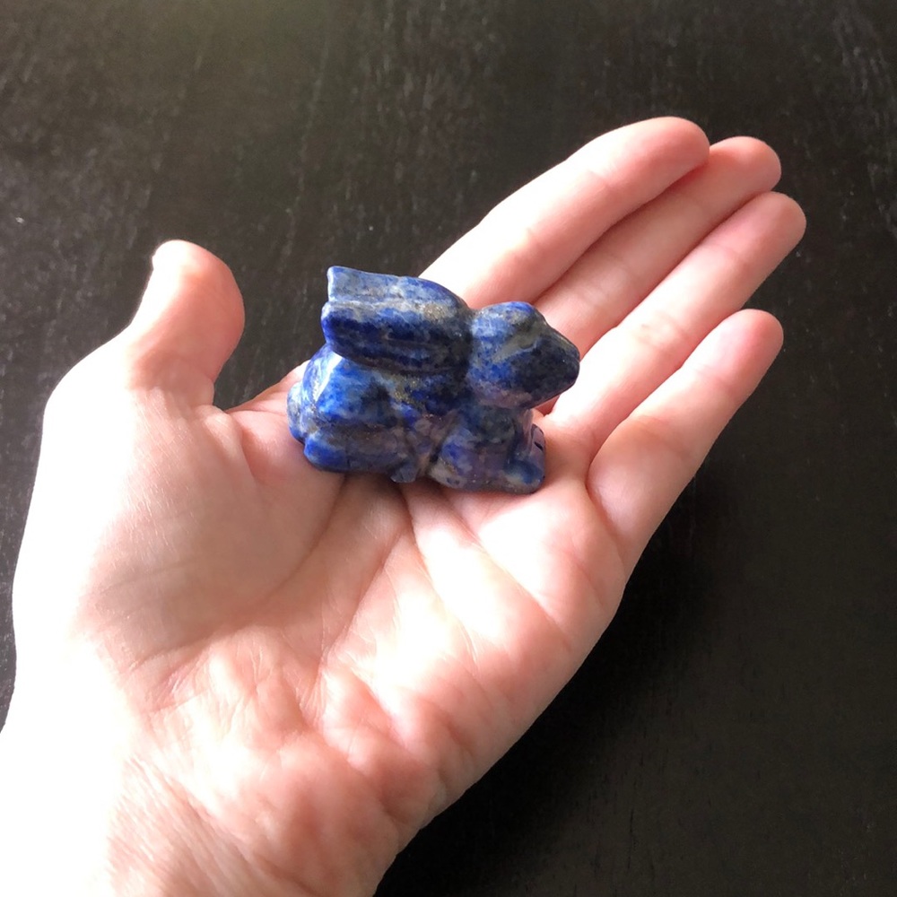 Lapis carved bunny - Picture 8 of 8